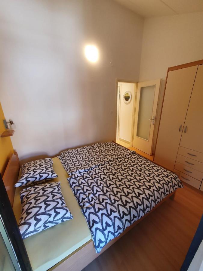 Janja Apartment Новиград Экстерьер фото